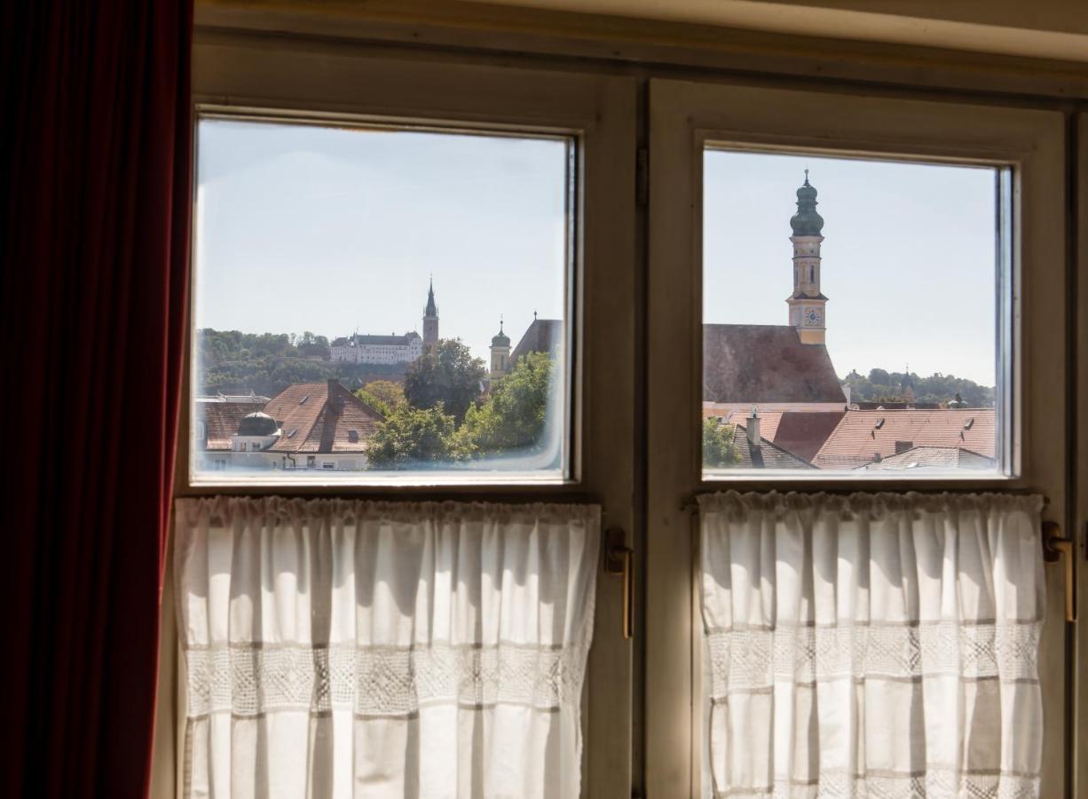 Romantik Hotel Fuerstenhof Landshut Exterior photo