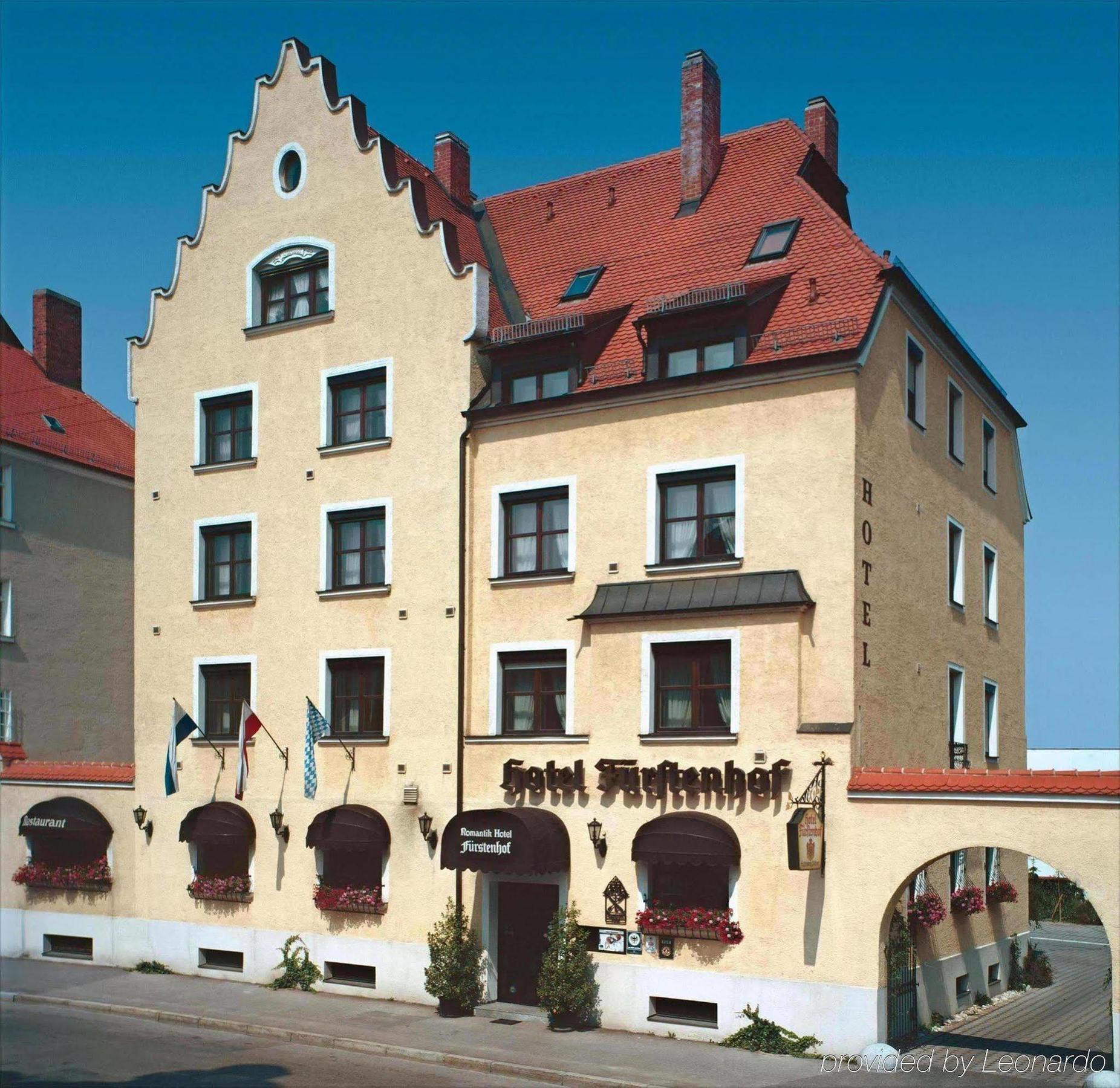 Romantik Hotel Fuerstenhof Landshut Exterior photo